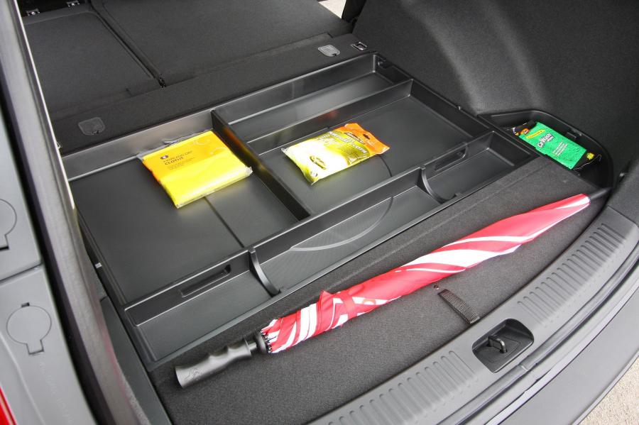  Kia cee&rsquo;d SW 2009 года  (фото 34 из 61)